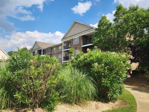 Apartment Rentals in Fayetteville, NC - Lush-Landscaping-outside-Apartment-Building